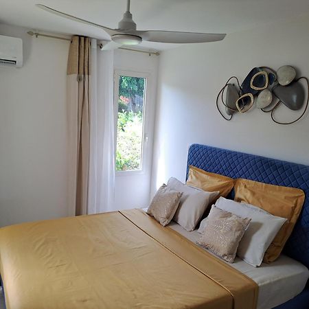 Rdc Appartement En Bord De Mer Au Son Des Vagues Le Moule Exterior photo